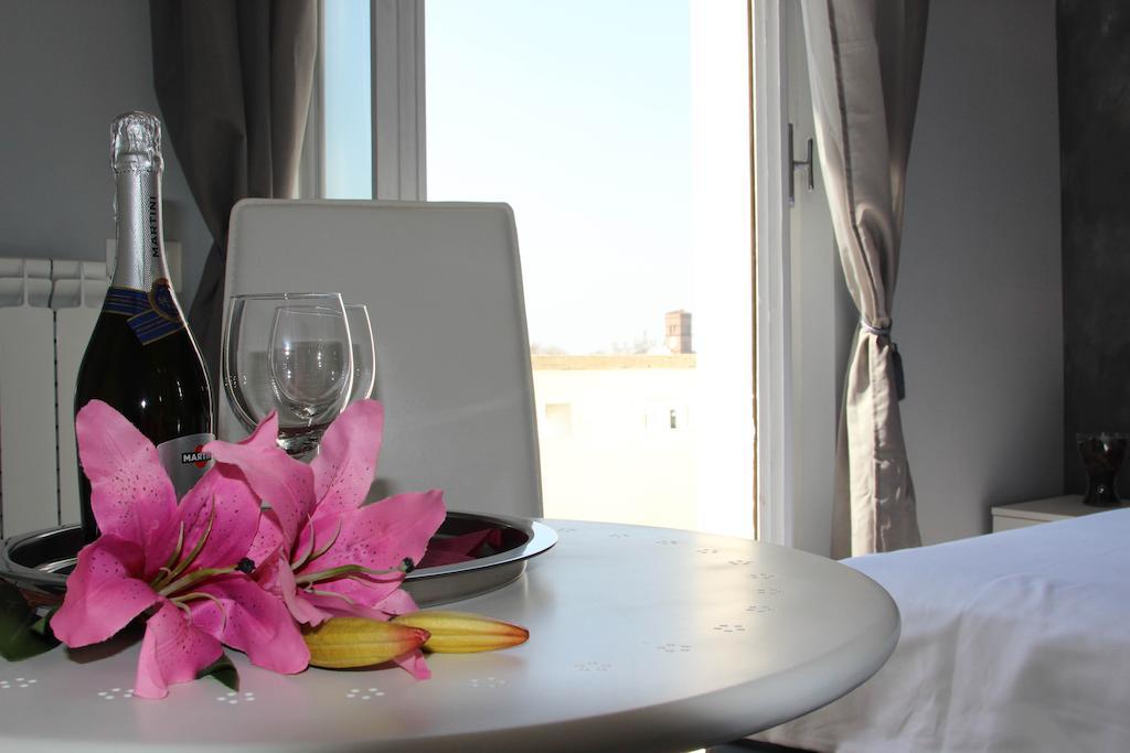 Windows On Bed & Breakfast Roma